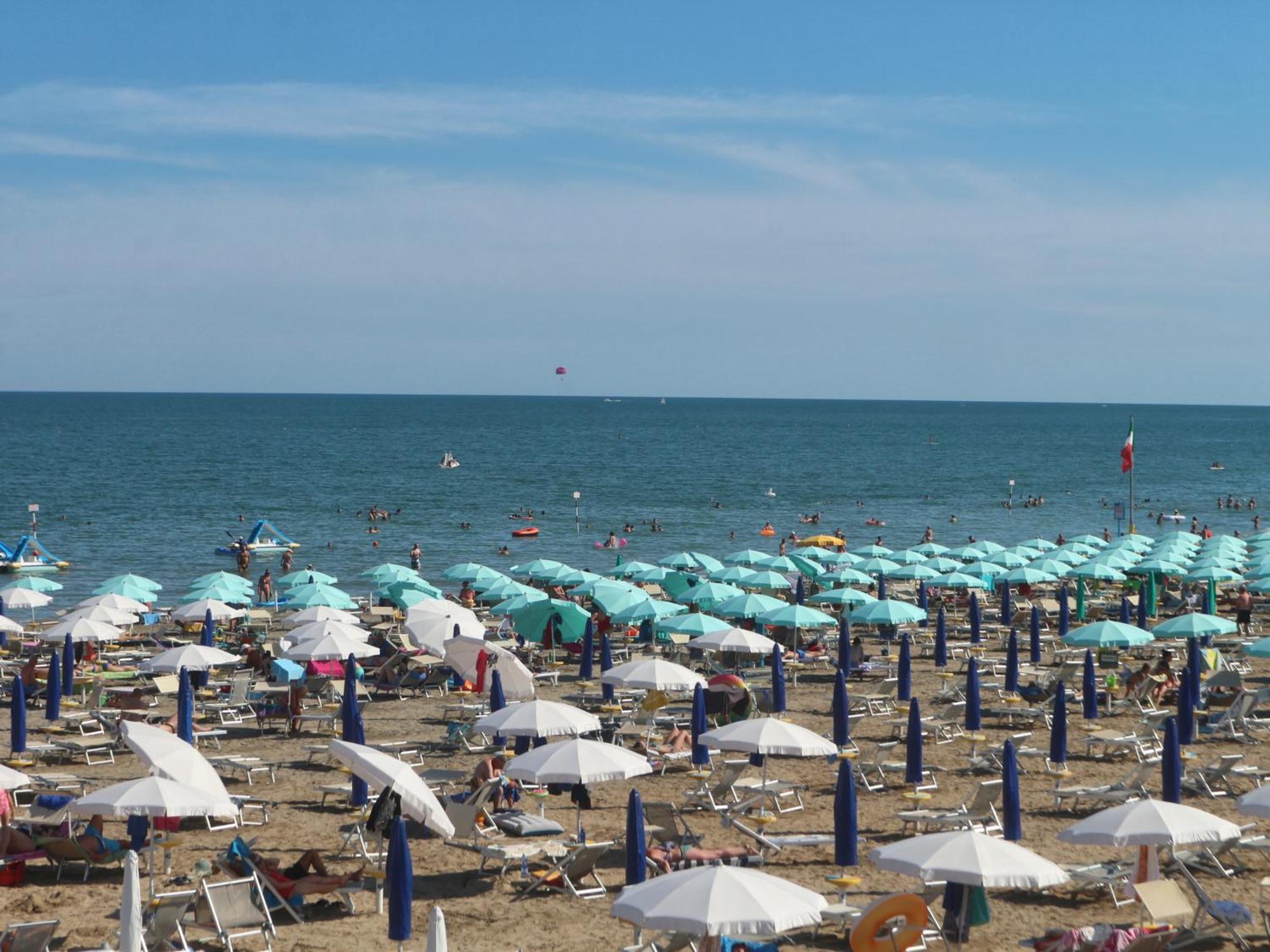 Michelangelo Beach Ліньяно-Сабб'ядоро Екстер'єр фото